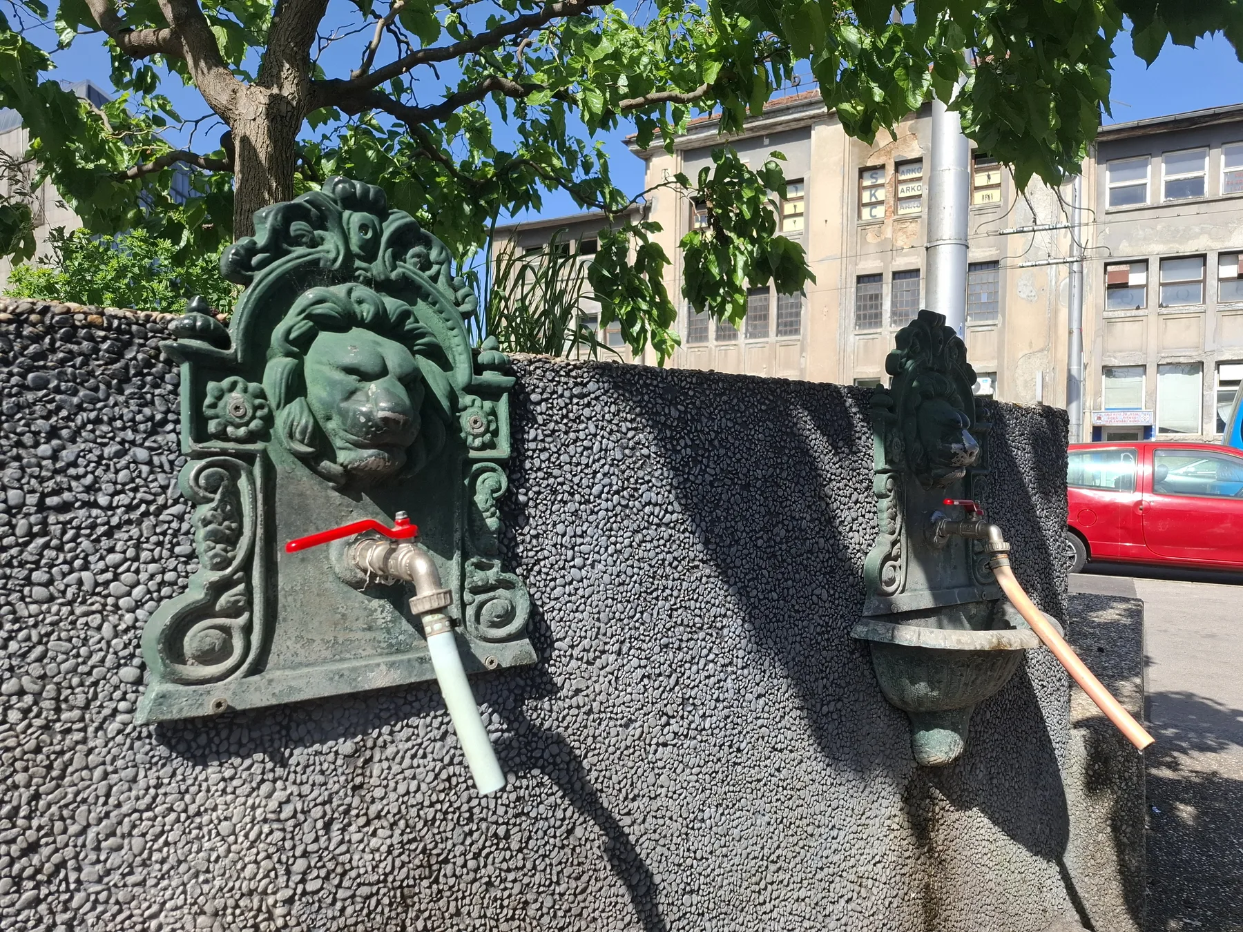 Two ornate drinking fountains at Kvatrić market in May 2025