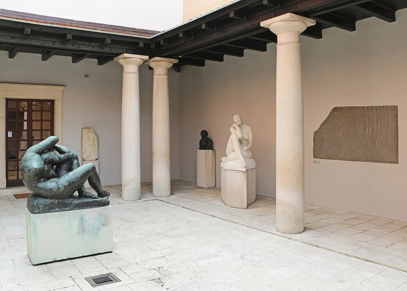 Sculptures arranged around the Meštrović Atelier courtyard in 2019